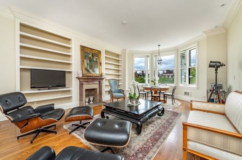 160 Commonwealth Ave, Boston MA exterior