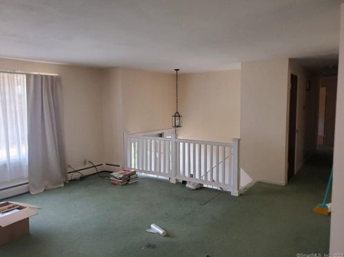 18 Mountain View Dr, Torrington CT 06791-1120 exterior