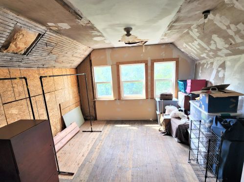 1431 Leahy St, Meskegon MI 49442-5035 exterior