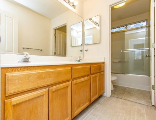 962 Ashford Dr, Turlock CA 95382-0262 exterior