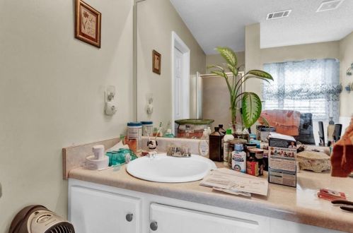 6979 Pole Crk Ct, Lithonia GA 30058 exterior