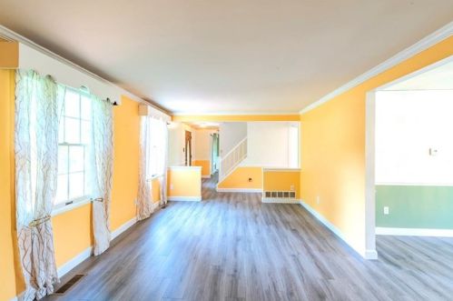 381 Lorlita Ln, Pittsburgh, PA 15241-1717