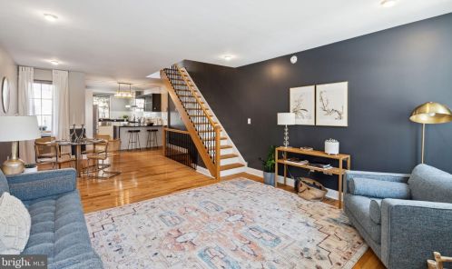 1627 Carpenter St, Philadelphia PA  19146-2005 exterior