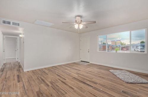 6765 Nelson Dr, Tucson AZ  85730-1661 exterior