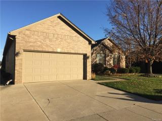 36324 Gloucester Trl, Clinton Twp MI  48035-1168 exterior