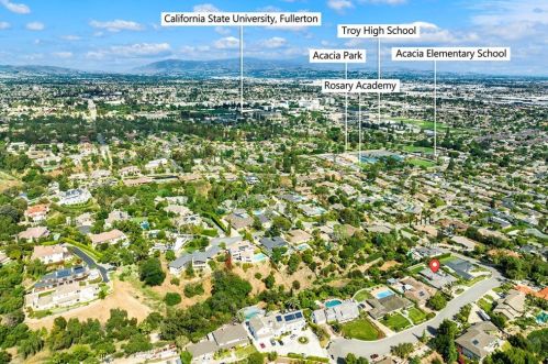 1347 Dana Pl, Fullerton CA  92831-1108 exterior