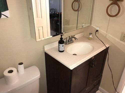 5449 Hunter Blvd, Naples FL 34116-5565 exterior