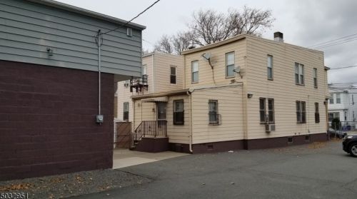 482 Delavan Ave, Newark NJ  07107-1919 exterior