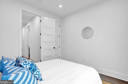 3125 11th St, Washington DC  20010-2401 exterior