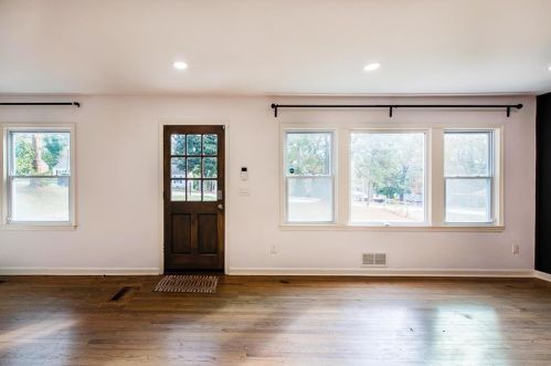 1385 Centra Villa Dr, Atlanta GA  30311-3423 exterior