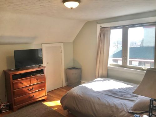 17 Brookline St, Worcester MA 01603-1508 exterior