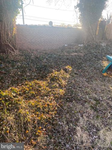 120 6 St, Darby PA 19023-2306 exterior