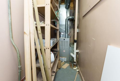 126 Stockbridge Ave, Kalamazoo MI 49001-2881 exterior