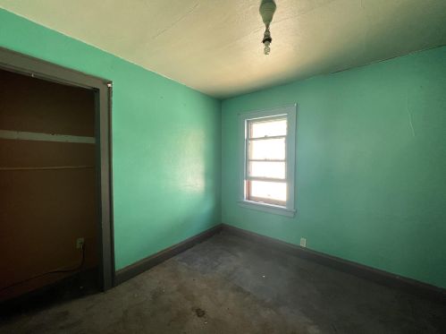 530 66, Milwaukee WI 53213-4057 exterior