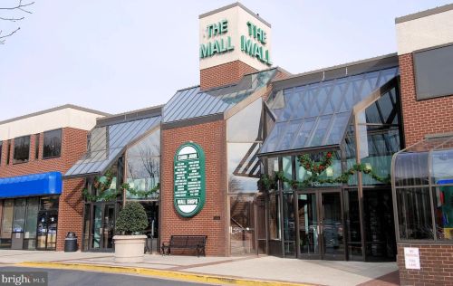 10316 Gainsborough Rd, Rockville MD 20854-4043 exterior