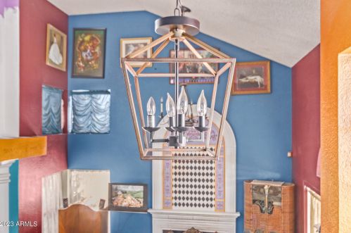 7035 28th Dr, Phoenix AZ 85051-4024 exterior