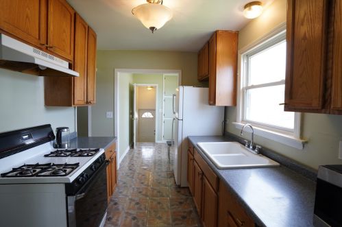 1902 17 Ave, Broadview IL 60153-1854 exterior