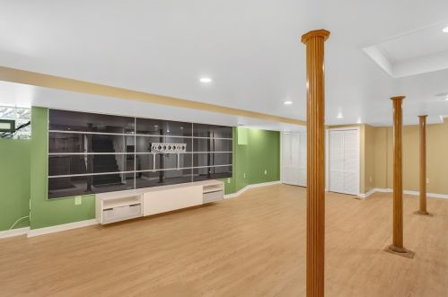 323 Elizabeth Ave, Pittsburgh PA 15202-2722 exterior