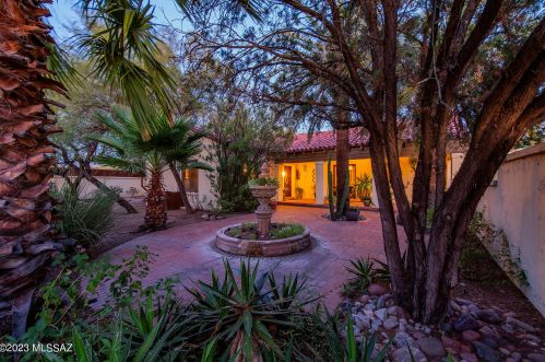 342 Country Club Rd, Tucson, AZ 85716-5235