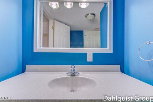 883 Post Rd, Meskegon MI 49441-4045 exterior