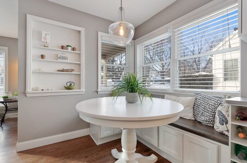 201 Rdg Ave, Bull Valley IL 60014-3421 exterior