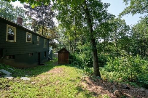 391 Massachusetts Ave, West Springfield MA 01089-2412 exterior