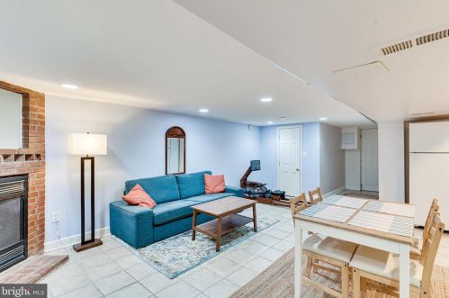 703 Taylor St, Washington DC 20017-2005 exterior