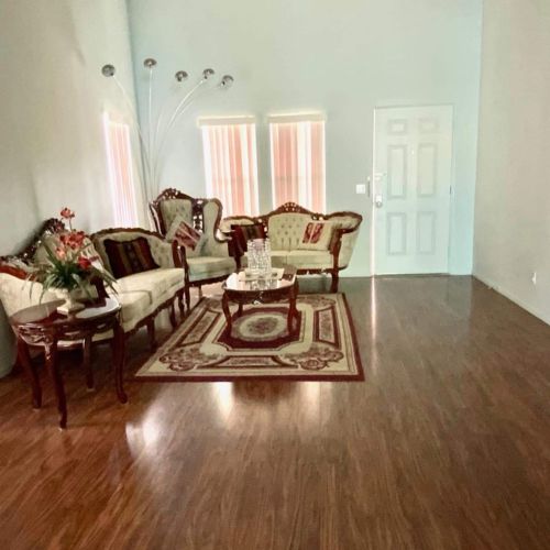 2931 Pico Pl, Oxnard, CA 93033-5610