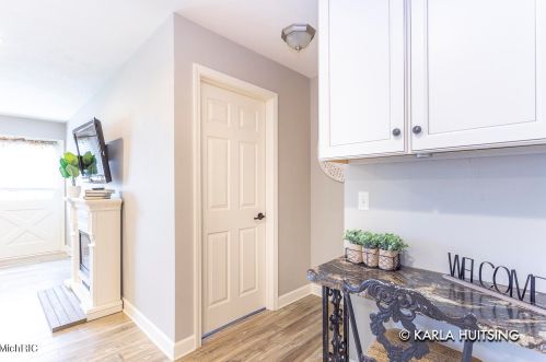 648 Andover St, Grand Rapids MI 49548-7673 exterior