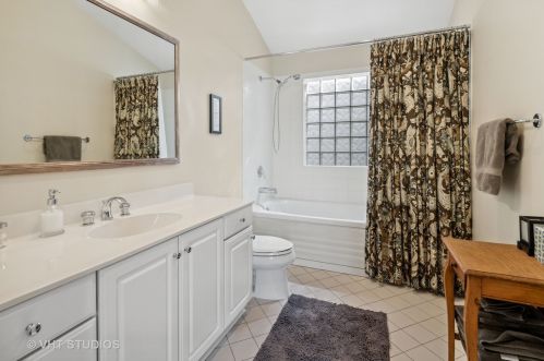 1736 Pierce Ave, Chicago IL 60651-2690 exterior