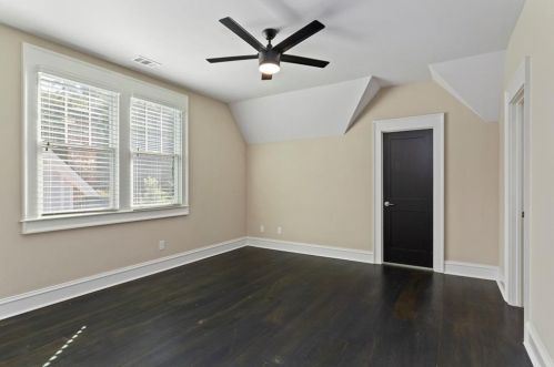 467 Burlington Rd, Atlanta GA 30307-1106 exterior