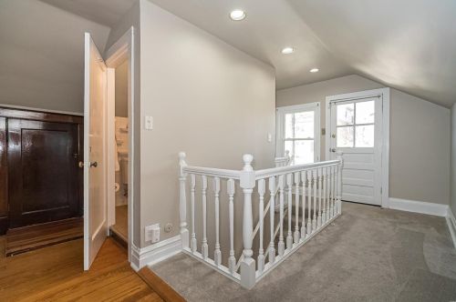 1137 Moorlands Dr, Saint Louis MO 63117-2151 exterior