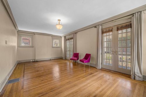 5701 Elgin St, Pittsburgh PA 15206-1635 exterior