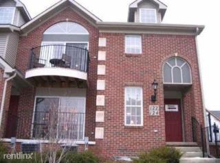 122 Oakbrook Dr, Ann Arbor MI  48104-6703 exterior