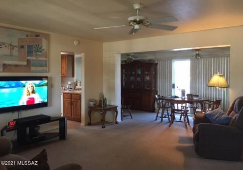 211 Paseo De Golf, Green Valley AZ 85614-3316 exterior