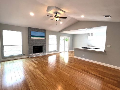 10421 Doc Holliday Trl, Austin TX  78753-3743 exterior