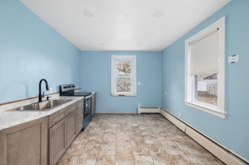 22 Oakland Ave, Providence RI  02919-4307 exterior