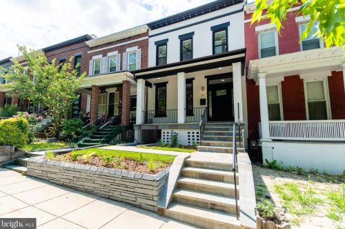 31 V St, Washington DC  20001-1012 exterior