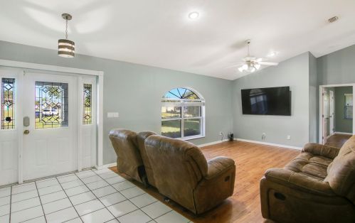 310 Rosewood Dr, Fort Pierce FL  34947-3424 exterior