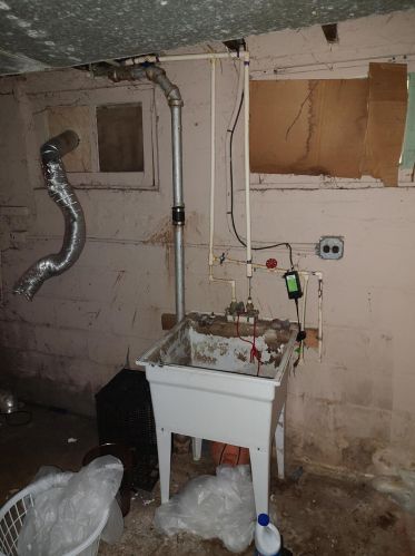 3529 39th St, Milwaukee WI  53216-3413 exterior