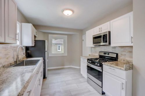 117 65, Milwaukee WI 53213-4018 exterior