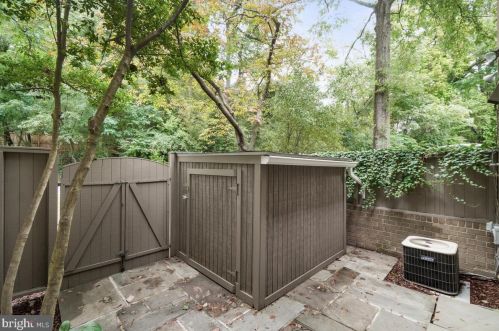 142 New Mark Esplanade, Rockville, MD 20850-2732