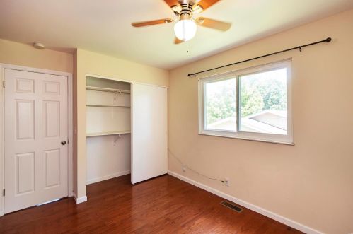 2690 Blackforest Dr, Saint Louis MO 63129-4728 exterior