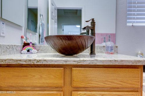 2571 73 Dr, Phoenix AZ 85043-7238 exterior