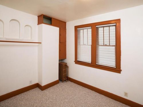 694 Desoto St, Saint Paul MN 55130-4215 exterior