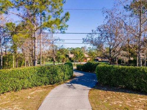 6311 Green Blvd, Naples, FL 34116-4821