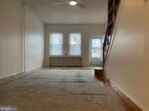 3096 Aramingo Ave, Philadelphia PA 19134-4421 exterior