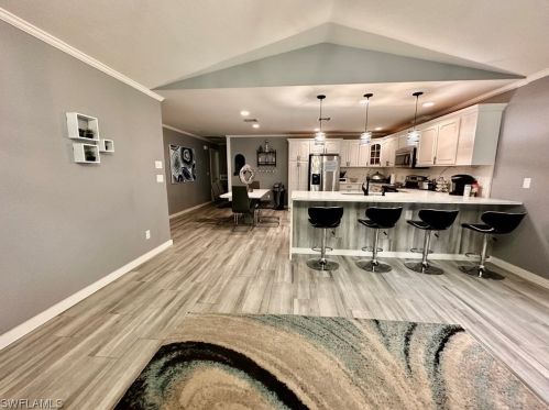 754 105 Ave, Naples FL 34108-1842 exterior