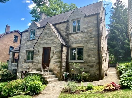 619 Beverly Rd, Pittsburgh, PA 15243-1133