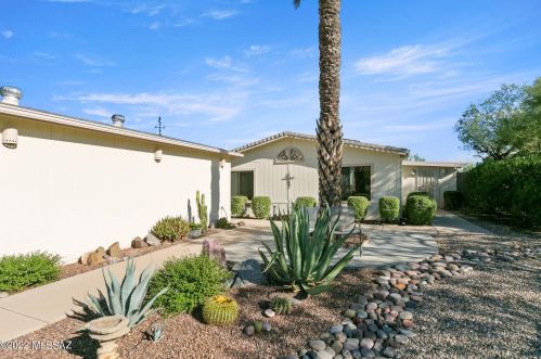 2421 Double O Pl, Tucson AZ 85713-6717 exterior